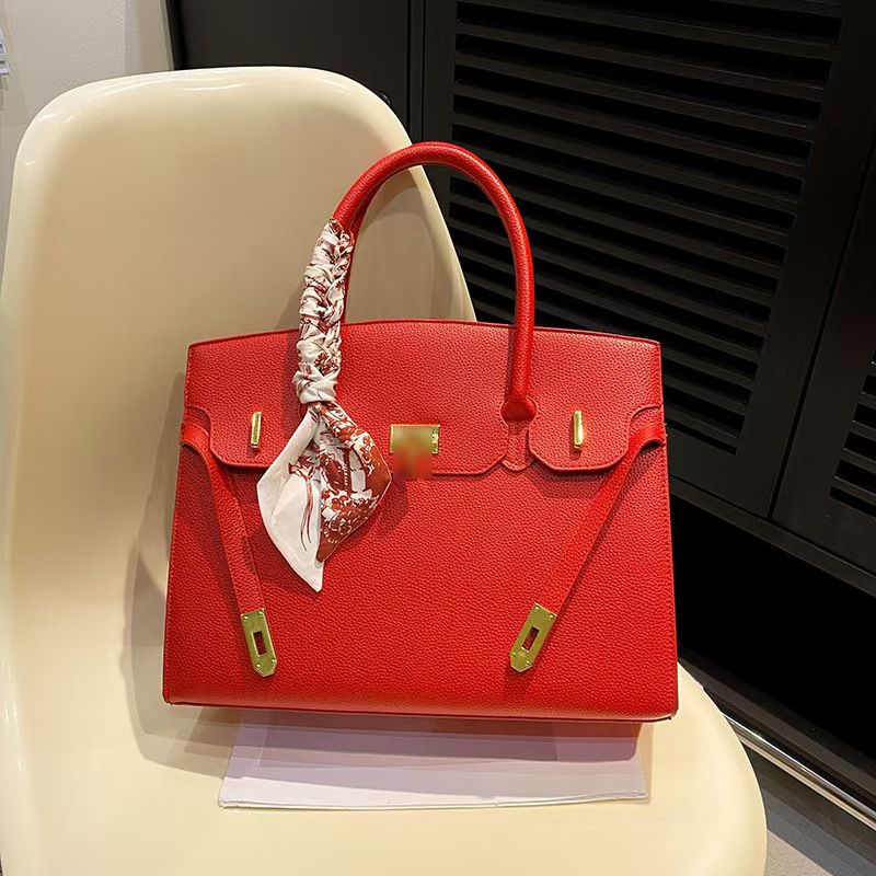 DT70 Smartwatch image 2